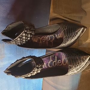 Sam Edelman heels with cuffs so Sexy New